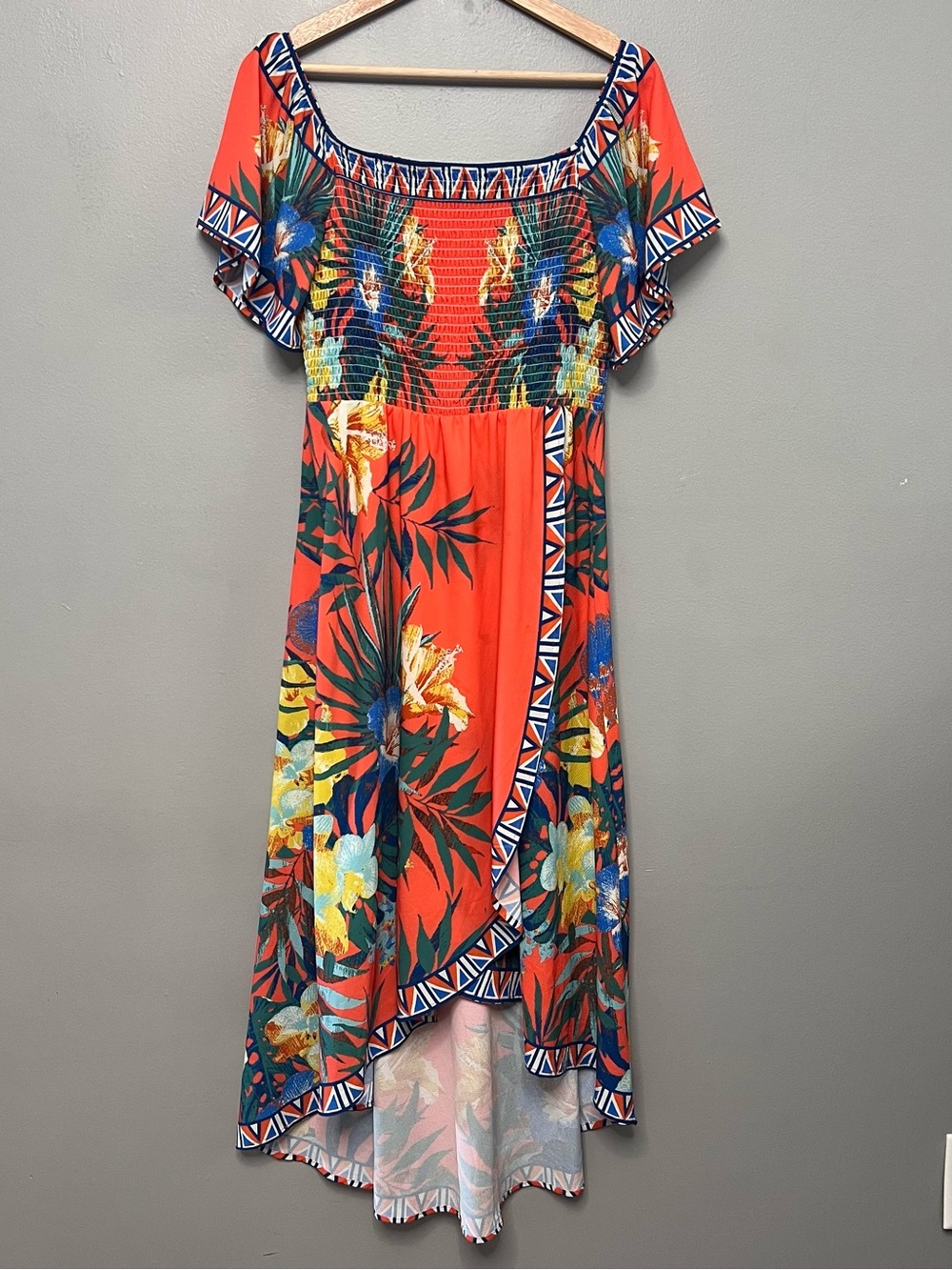 Jealous Tomato Tropical Floral Smocked High Low Maxi Dress Boho Chic Size Medium